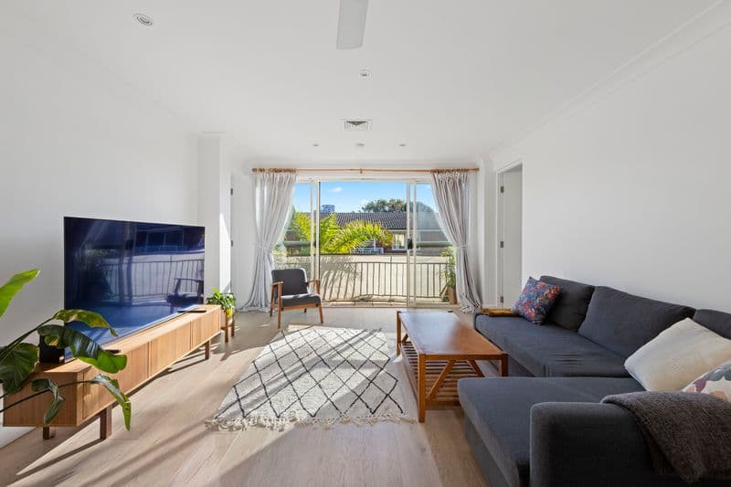 13/70-72 Howard Avenue, Dee Why - Image 1