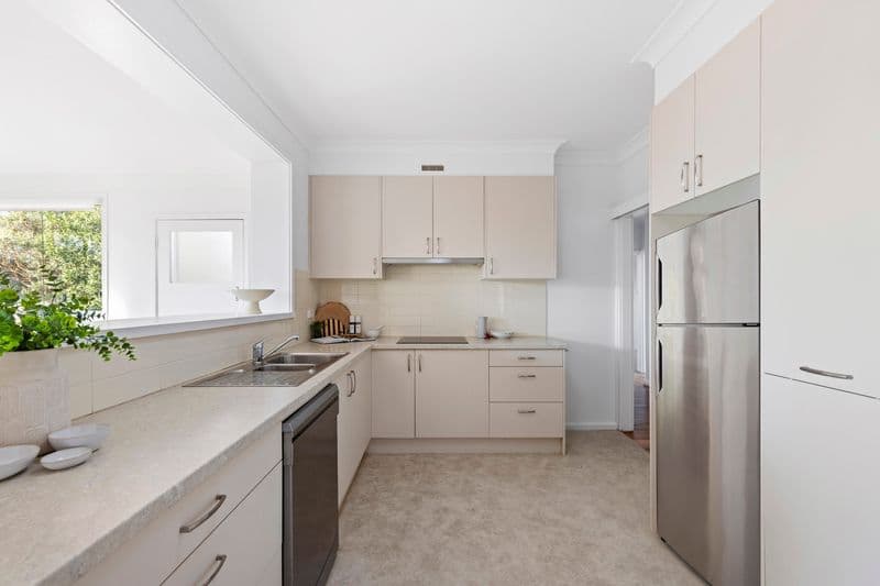 18 Valley View Road, Frenchs Forest - Thumbnail 6