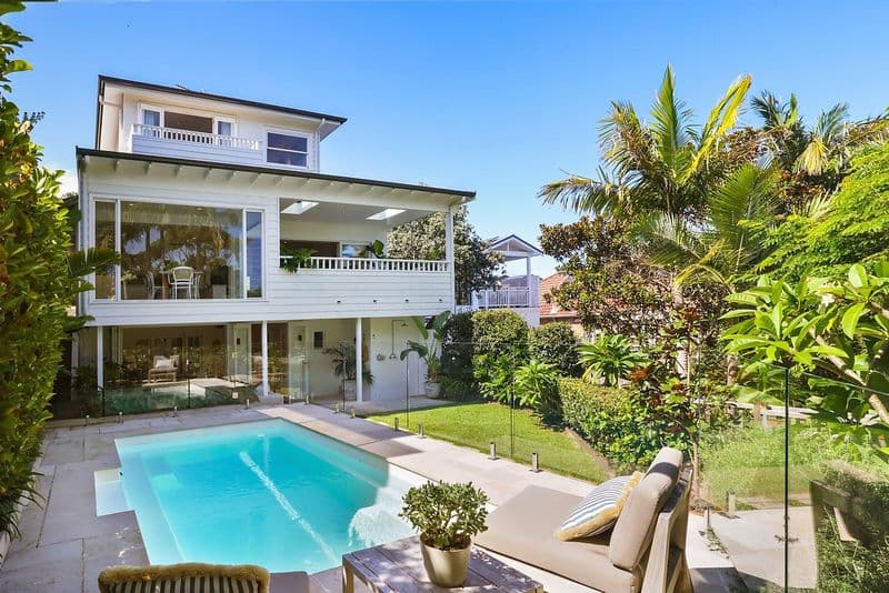25 Martin Street, Freshwater - Image 1
