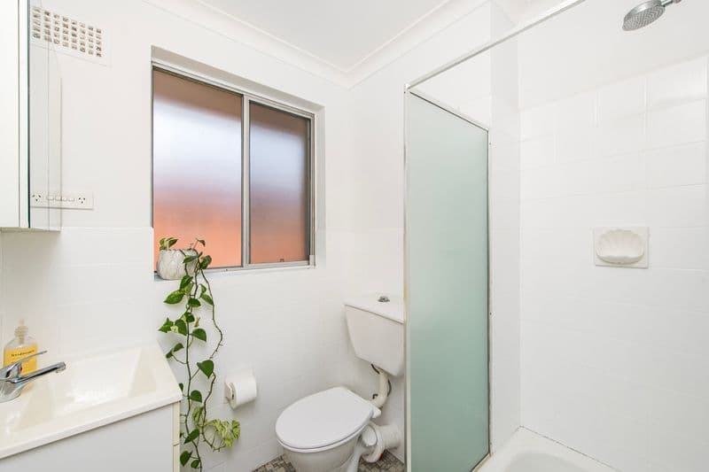 8/11 Rowe Street, Freshwater - Thumbnail 5