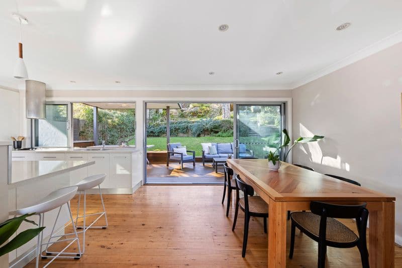 16 Ryan Place, Beacon Hill - Thumbnail 2