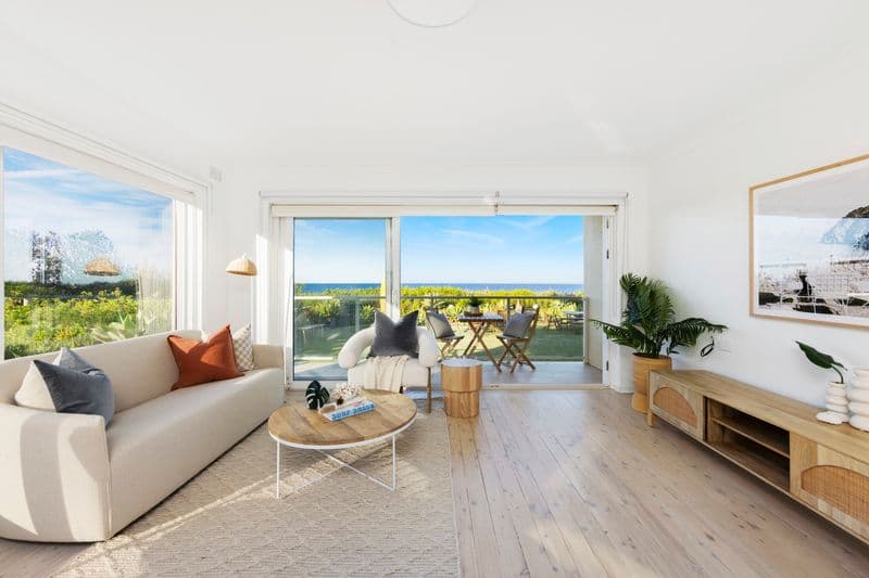 2/81 Ocean Street, Narrabeen - Thumbnail 2