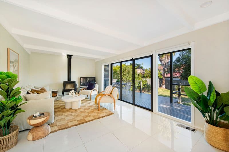 17 Crummock Street, Wheeler Heights - Thumbnail 2