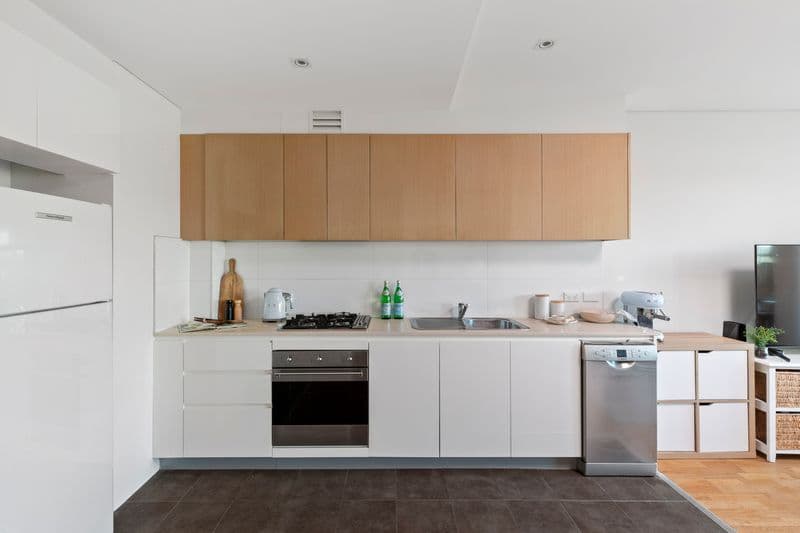 21/19 Waine Street, Freshwater - Thumbnail 3