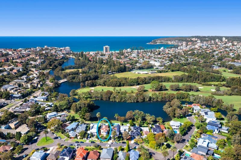 15 Lakeside Crescent, North Manly - Image 1