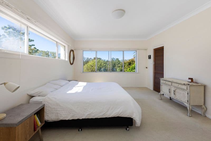 15 Lakeside Crescent, North Manly - Thumbnail 7
