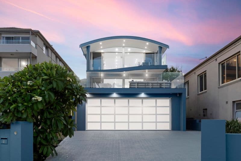 66 Carrington Parade, Curl Curl - Thumbnail 2