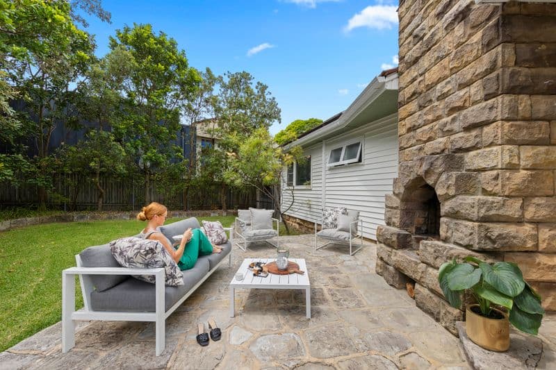 1 Corkery Crescent, Allambie Heights - Thumbnail 2