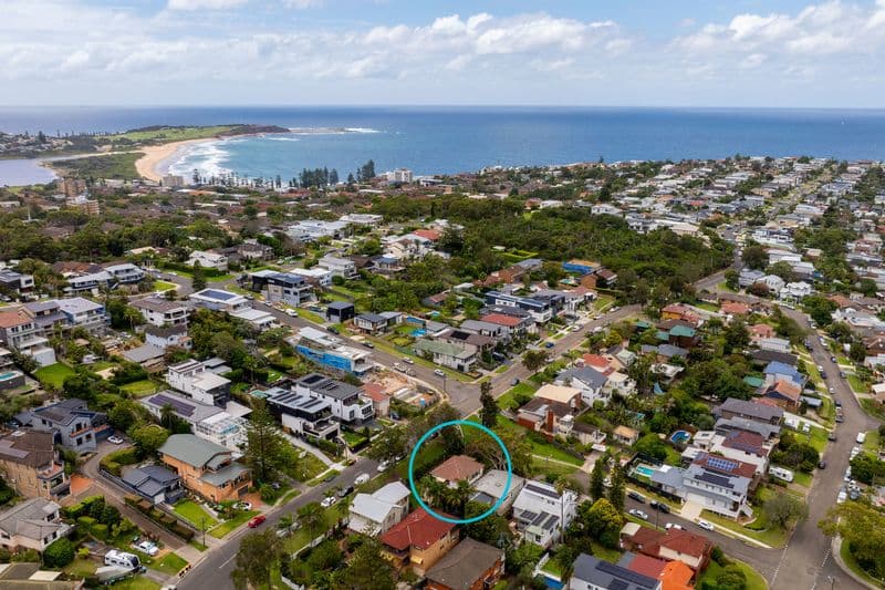 151 Headland Road, North Curl Curl - Image 1