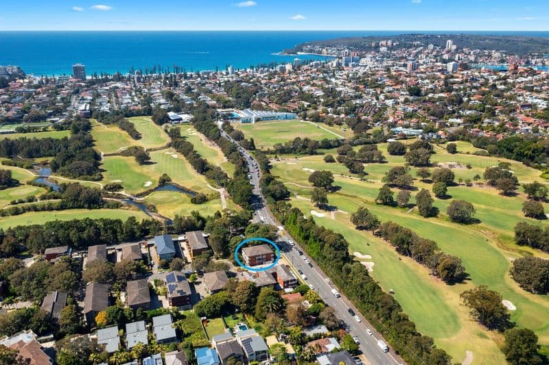 10/6 Fairway Close, Manly Vale - Thumbnail 2