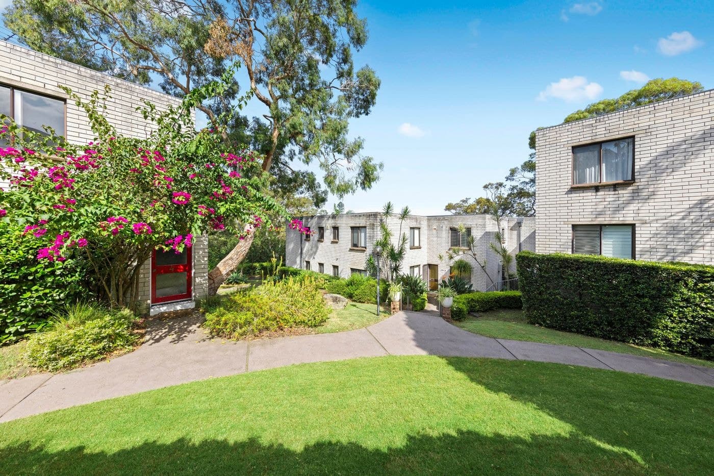 8/26-28 Rowe StreetFreshwater, Freshwater - Image 1