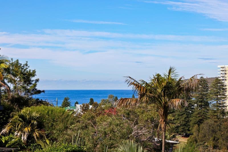 4/130, Queenscliff - Image 1