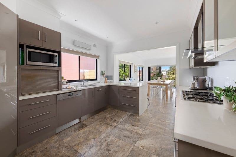 34 Greycliffe Street, Queenscliff - Thumbnail 5
