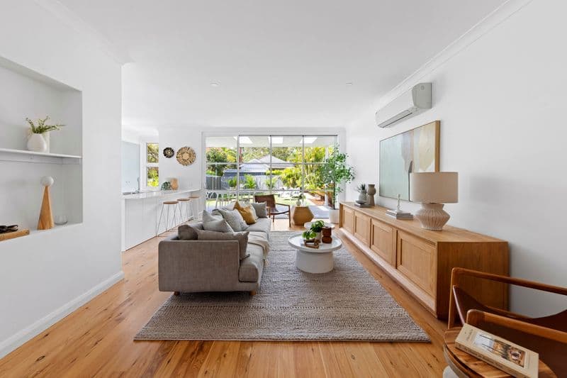 42 Johnson Street, Freshwater - Image 1