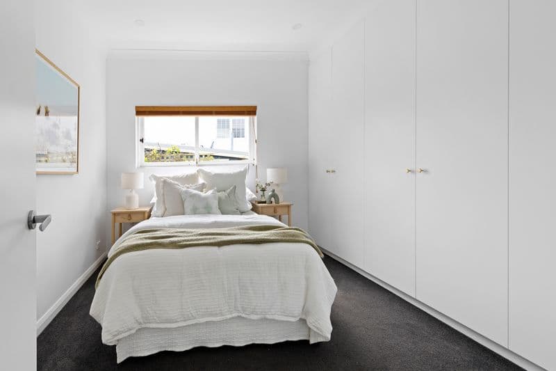 42 Johnson Street, Freshwater - Thumbnail 7