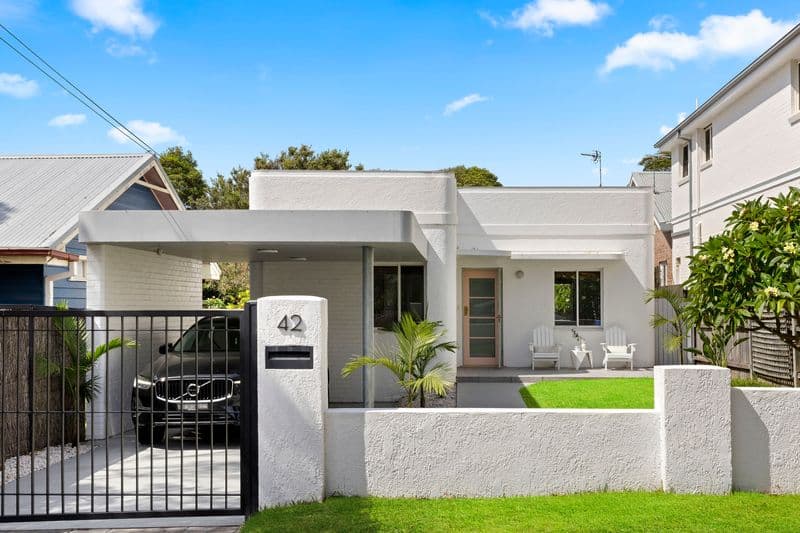 42 Johnson Street, Freshwater - Thumbnail 8