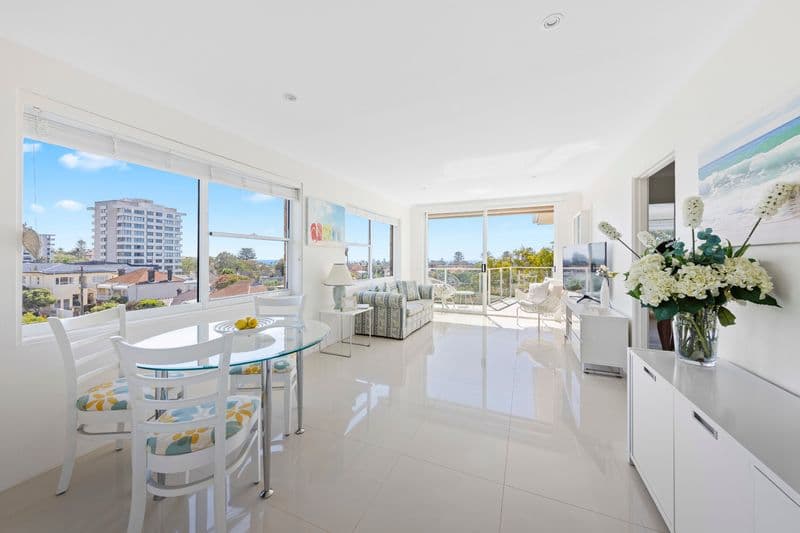 6/13 George Street, Manly - Image 1