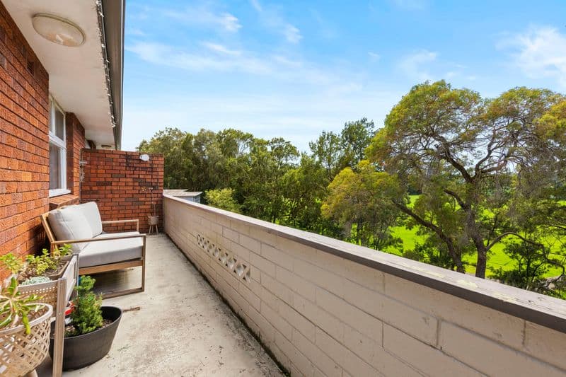 12/2 Campbell Parade, Manly Vale - Thumbnail 3
