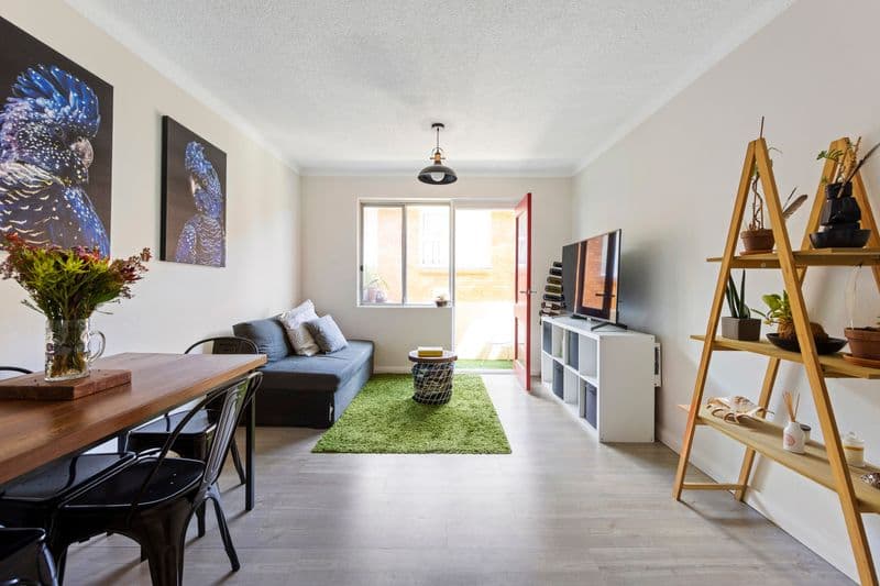 5/6 Grafton Crescent, Dee Why - Image 1