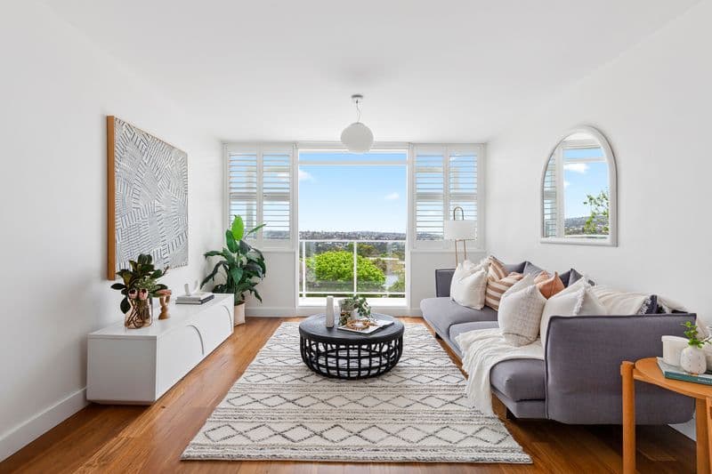6/184 Sydney Road, Fairlight - Image 1