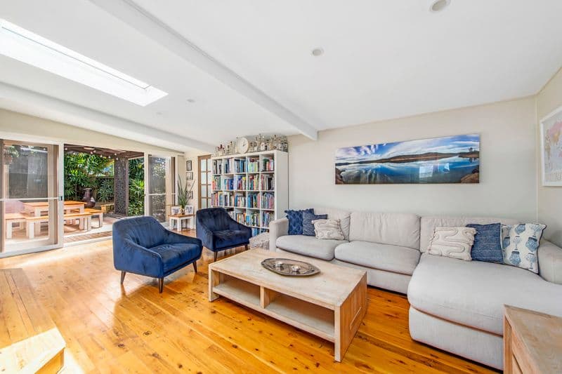 4 Kendal Crescent, Wheeler Heights - Image 1