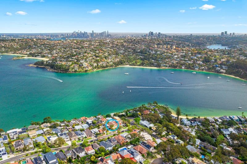 29 Moore Street, Clontarf - Image 1