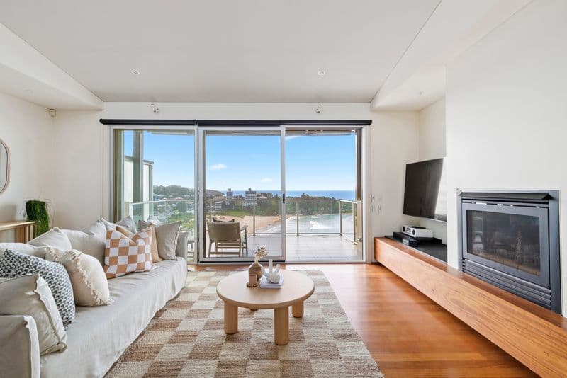 17 Crown Road, Queenscliff - Thumbnail 3