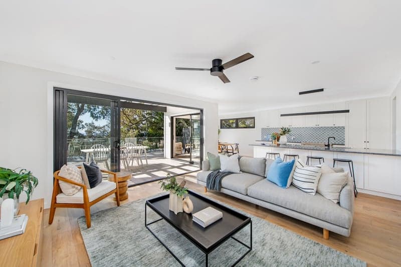 52 Grandview Drive, Newport - Image 1