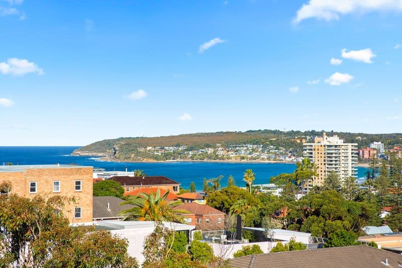 12/68 Crown Road, Queenscliff - Thumbnail 2