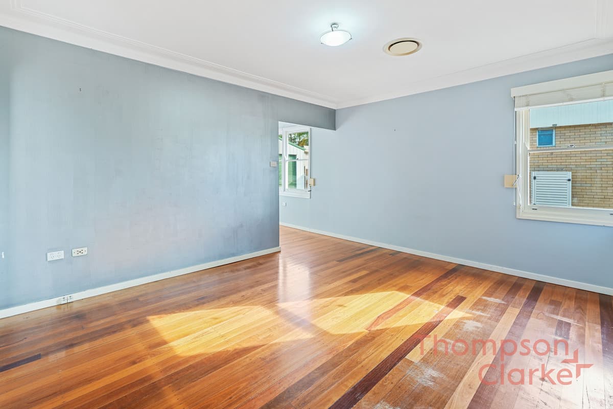 43 Alexandra Avenue, Rutherford - Thumbnail 3