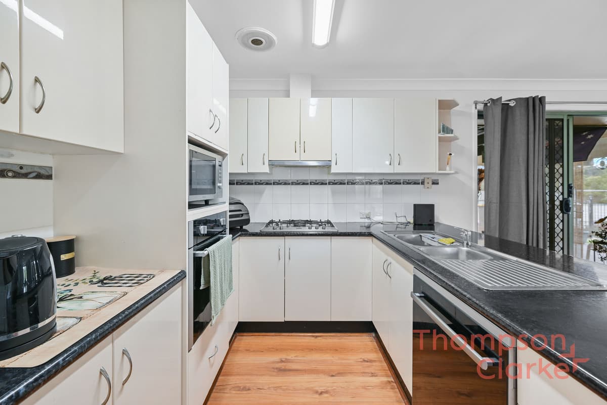 53 Streeton Drive, Metford - Thumbnail 5