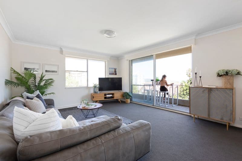 1/88 Raglan Street, Manly - Image 1