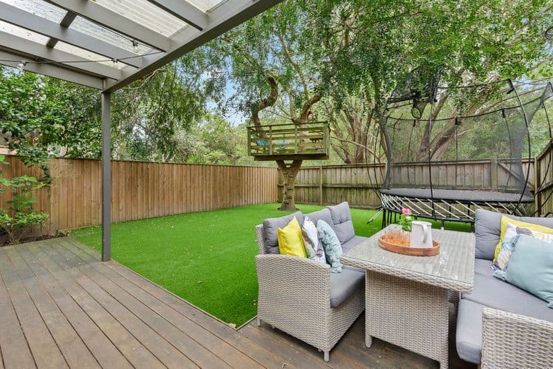 7/20 Benelong Street, Seaforth - Image 1