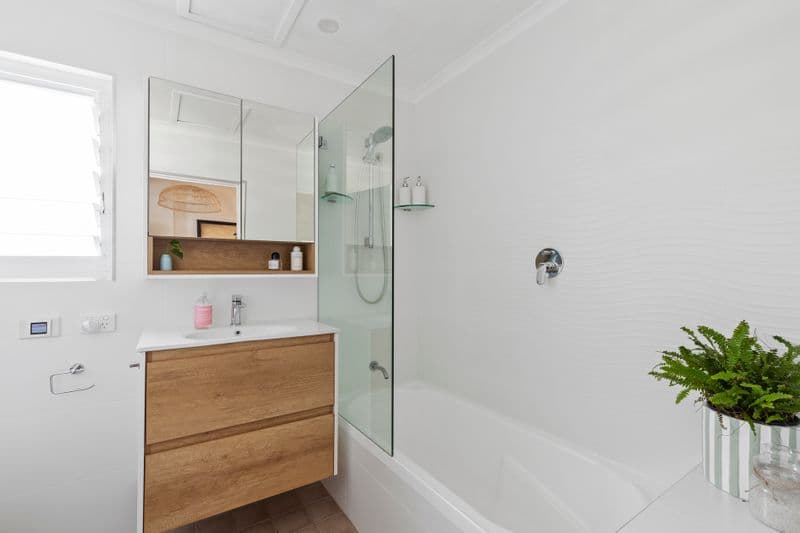 78 Oliver Street, Freshwater - Thumbnail 7