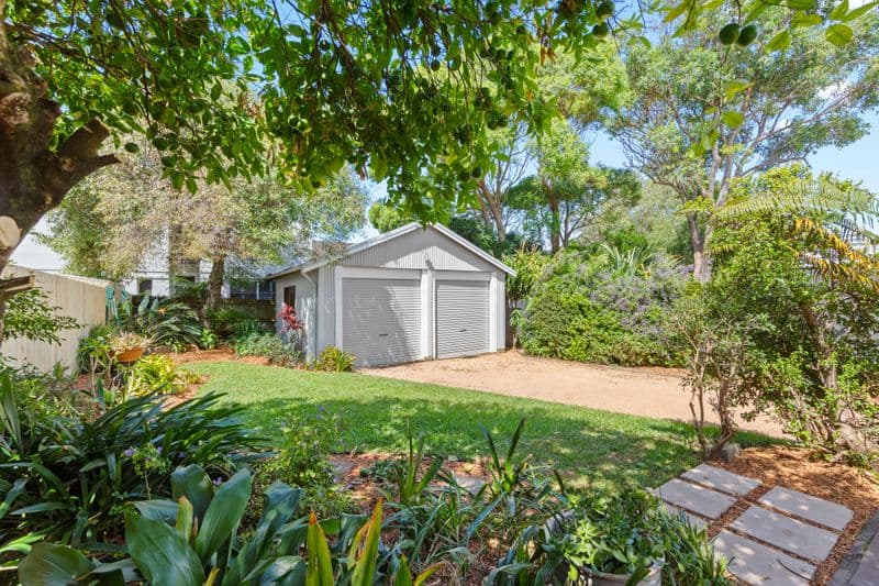 61 Albert Street, Freshwater - Thumbnail 4