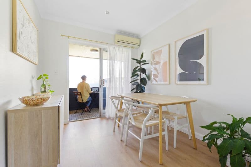 8/7 Waine Street, Freshwater - Thumbnail 2