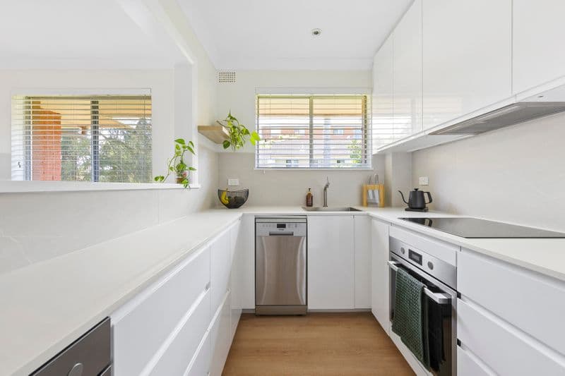 8/7 Waine Street, Freshwater - Thumbnail 3