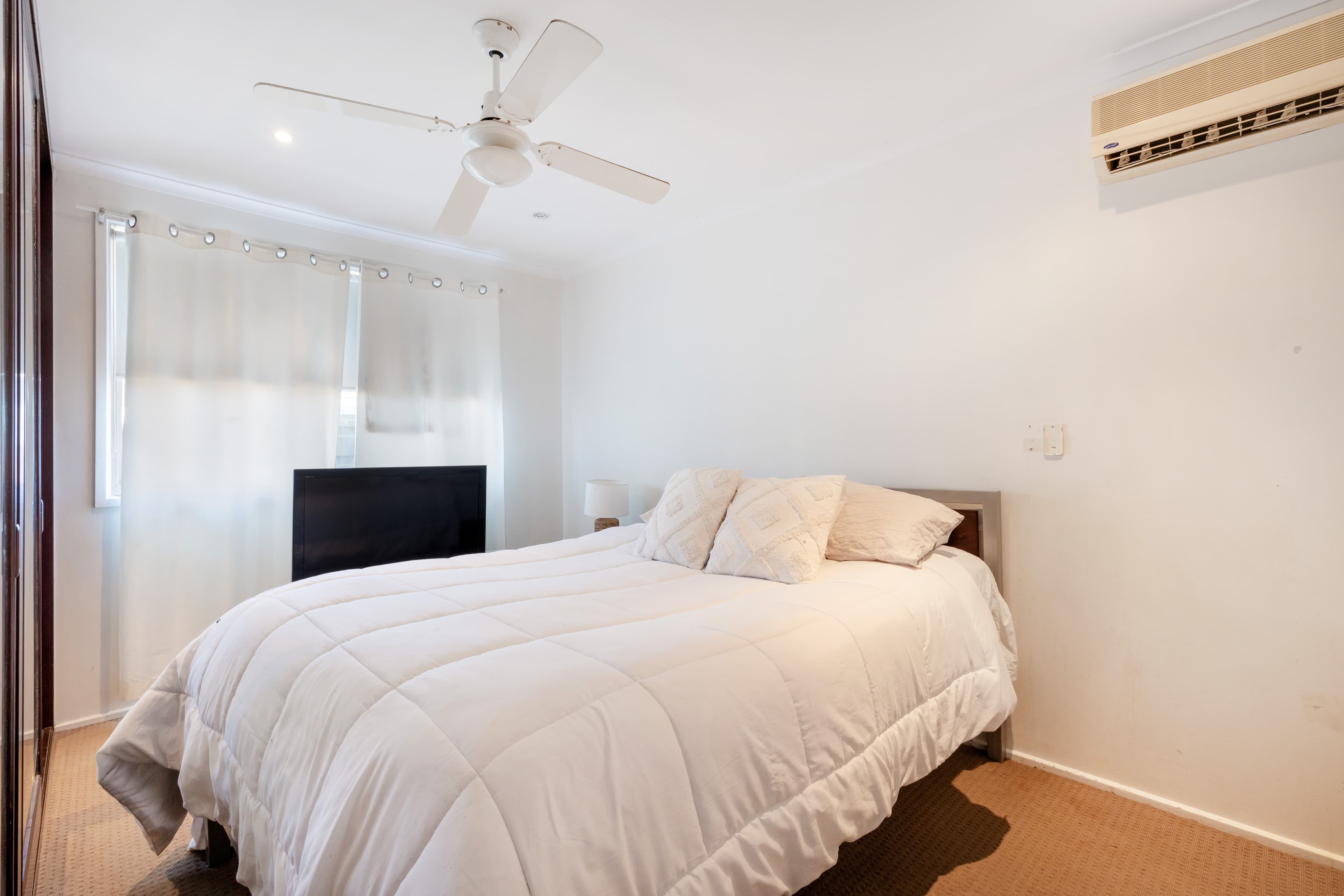 40 Willoring Crescent, JAMISONTOWN, Jamisontown - Thumbnail 7