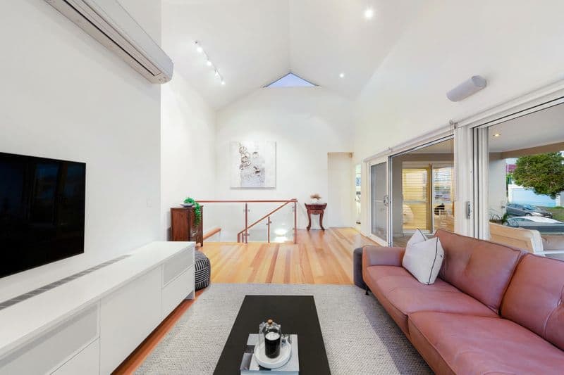 26 Carlton Street, Freshwater - Thumbnail 5