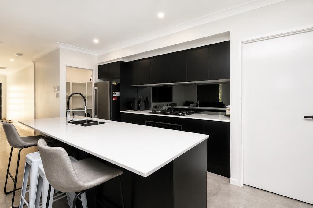 4 Palace Street, Greenbank, QLD, 4124, Greenbank - Thumbnail 2