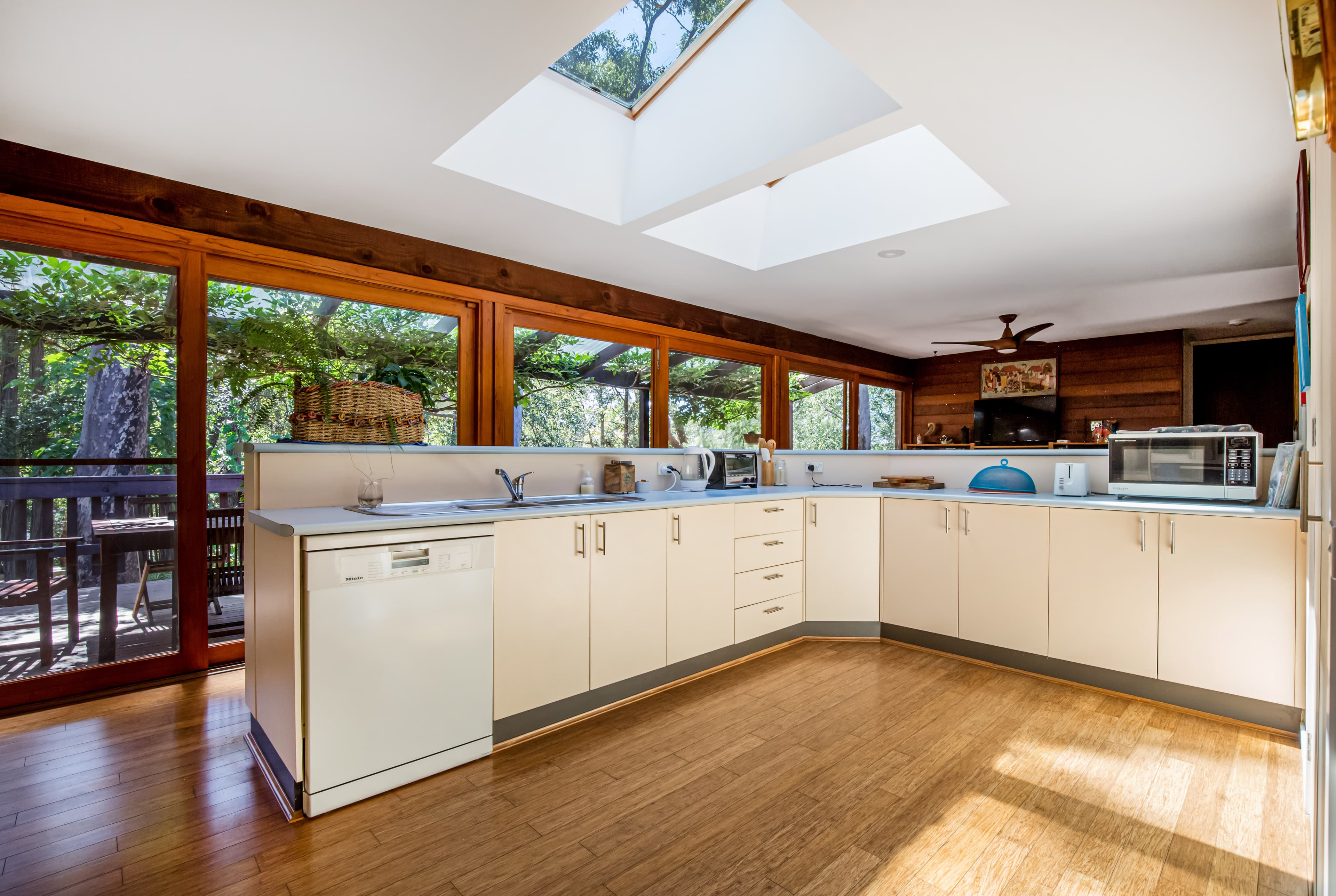 16 Warwick Close, BLAXLAND, Blaxland - Thumbnail 6