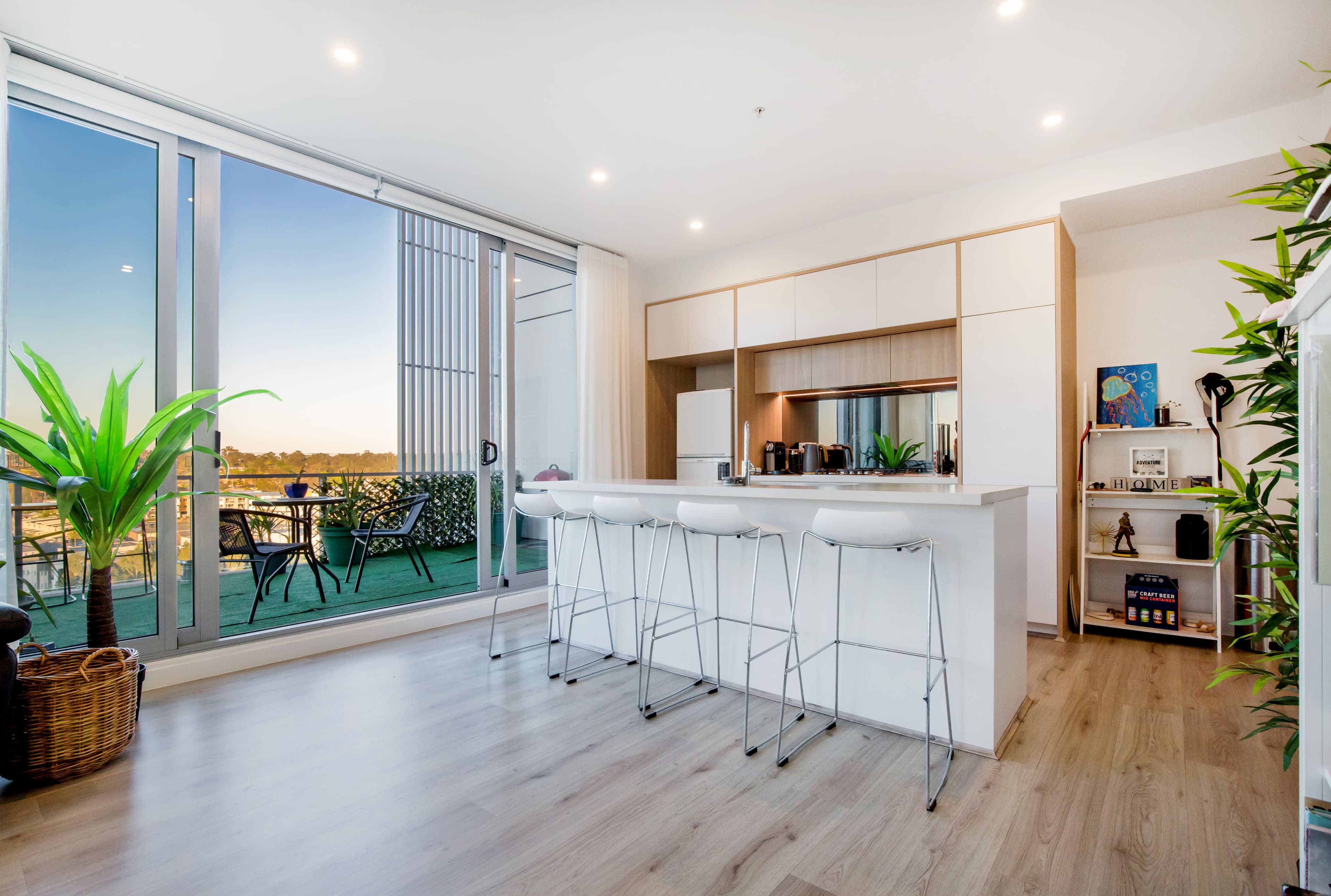 1003/8 Aviators Way, PENRITH, Penrith - Thumbnail 2