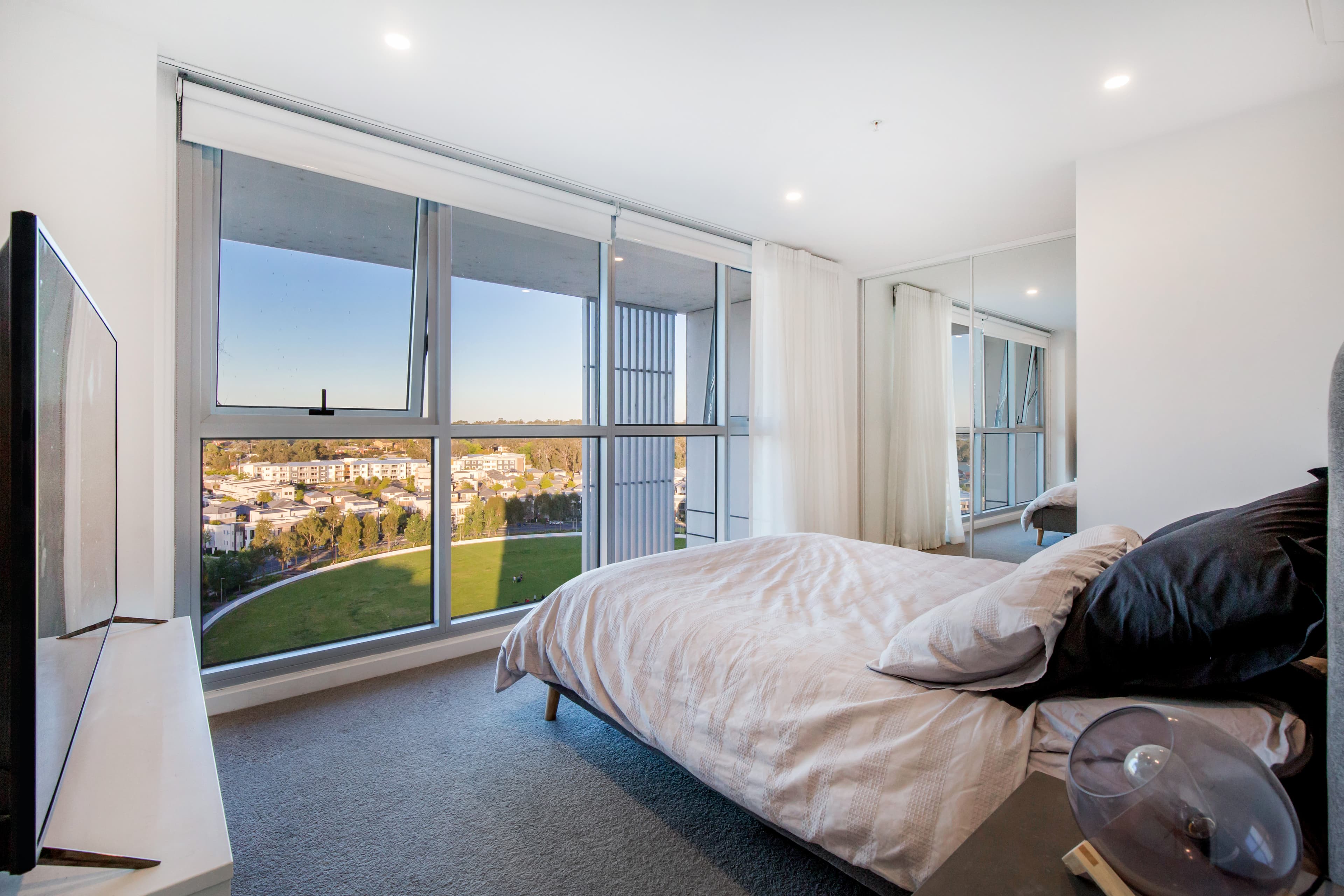 1003/8 Aviators Way, PENRITH, Penrith - Thumbnail 4