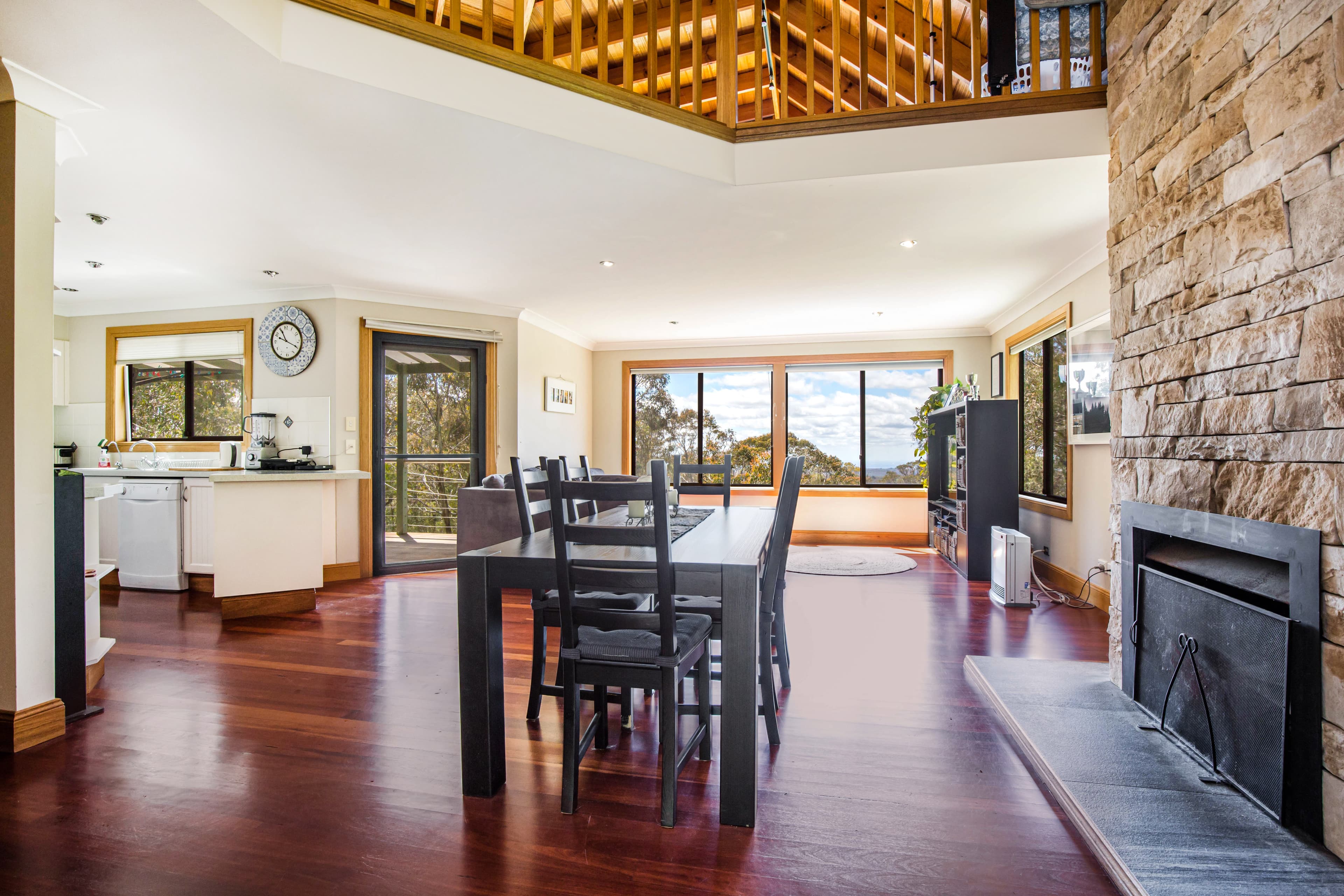 16 Miller Street, WENTWORTH FALLS, Wentworth Falls - Thumbnail 2