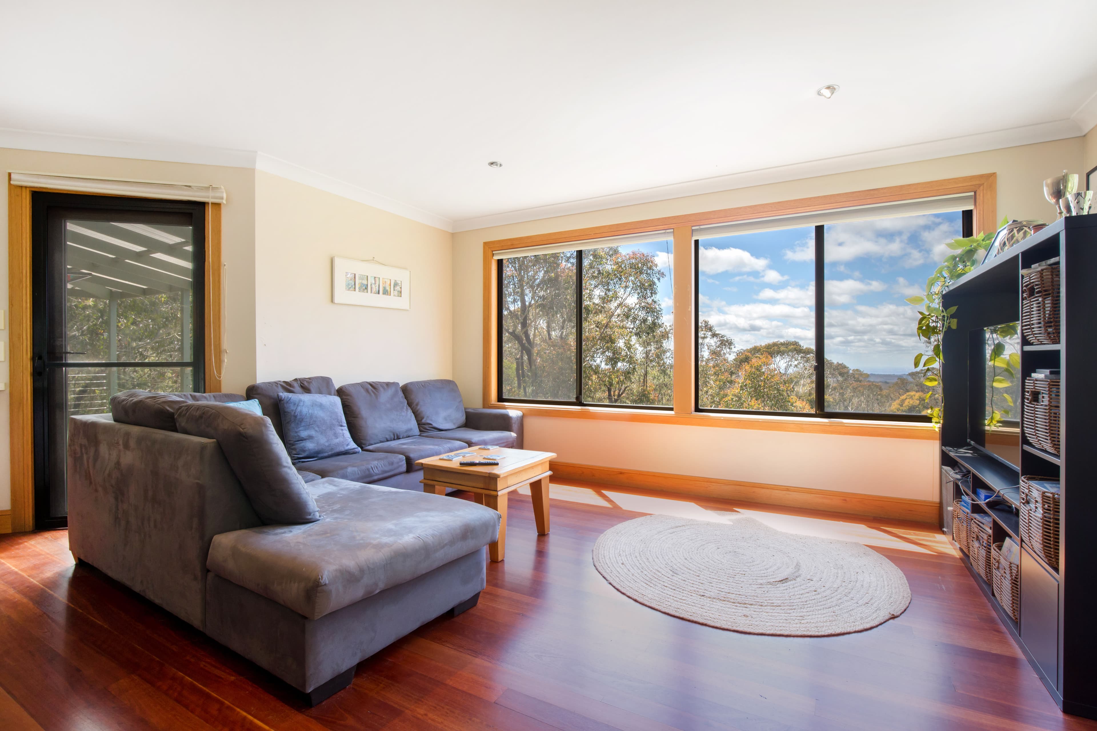 16 Miller Street, WENTWORTH FALLS, Wentworth Falls - Thumbnail 5