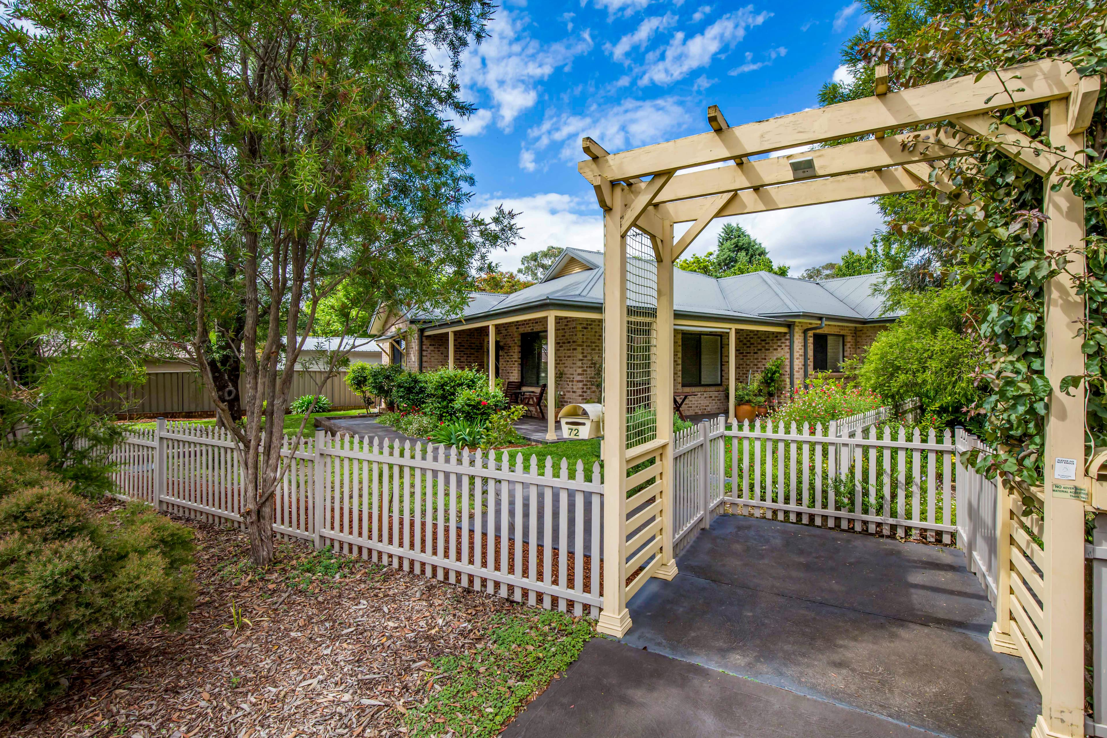 2/72 Levy Street, GLENBROOK, Glenbrook - Thumbnail 2