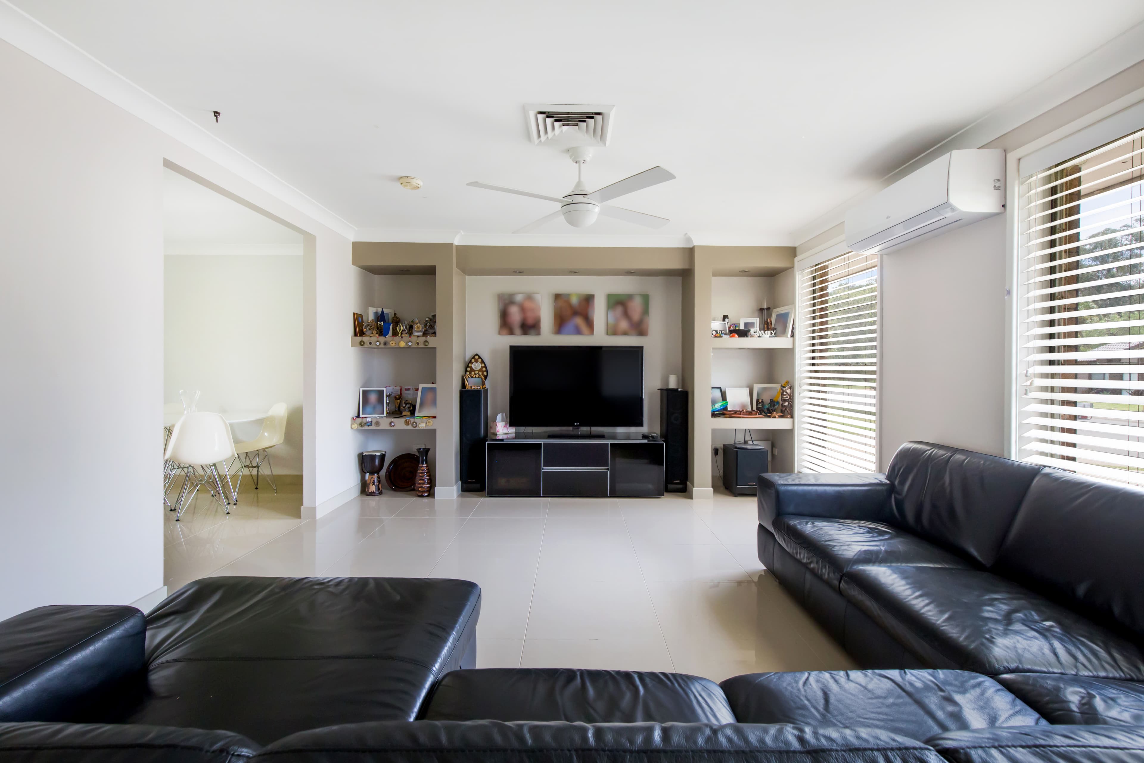 22 Tanbark Circle, WERRINGTON DOWNS, Werrington Downs - Thumbnail 2