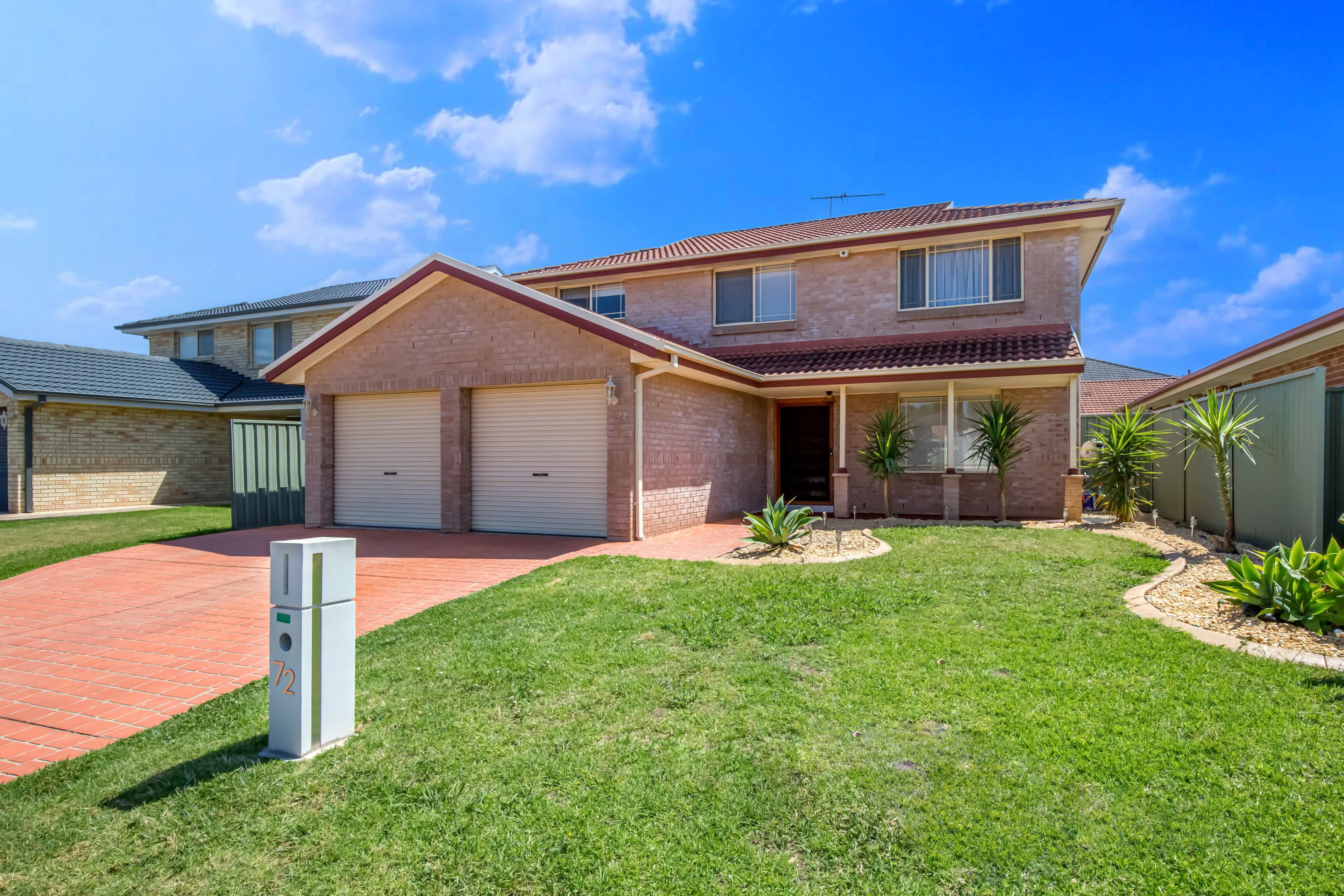 72 Aberdeen Circle, GLENMORE PARK, Glenmore Park - Image 1