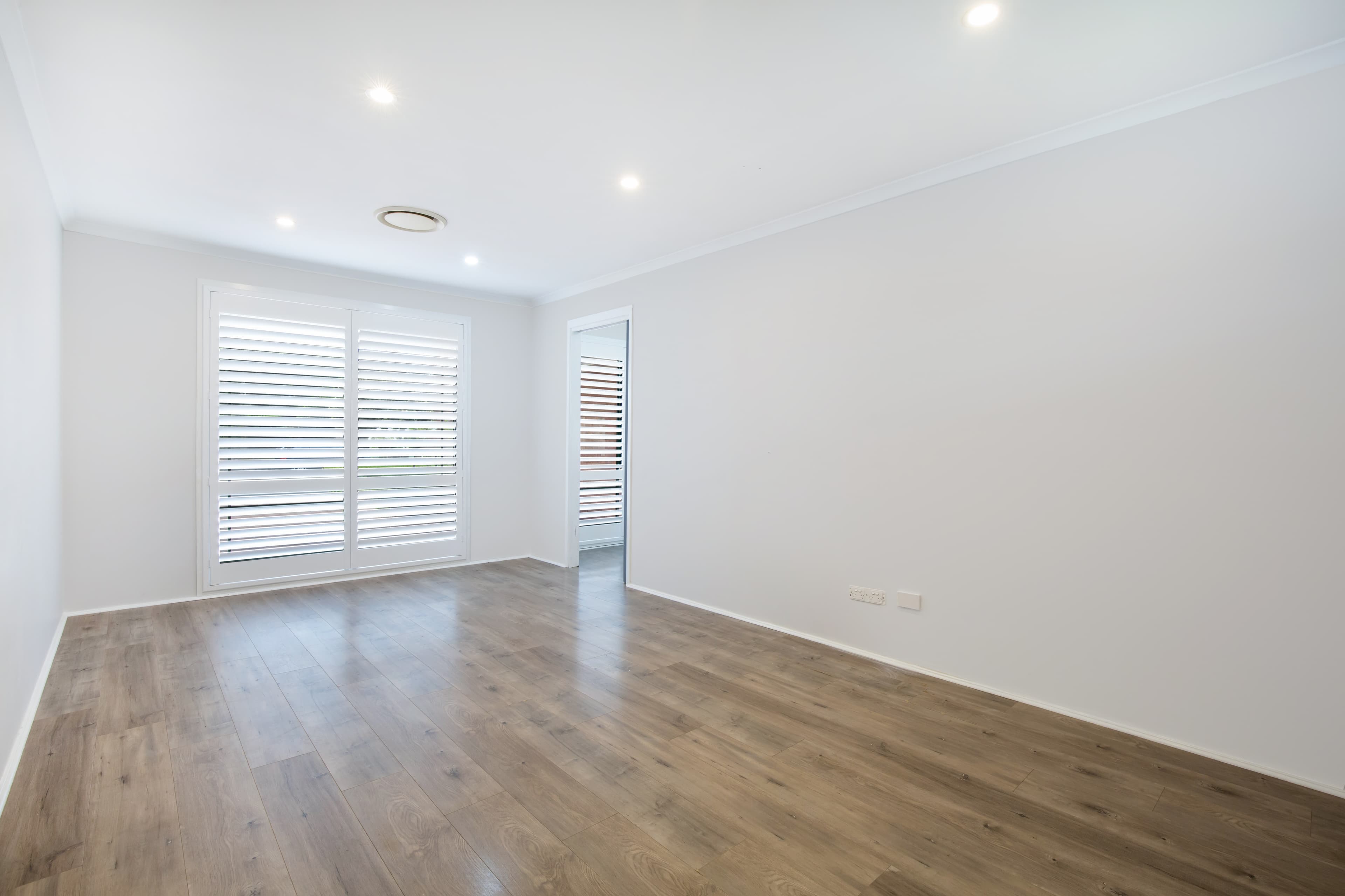 123 Goldmark Crescent, CRANEBROOK, Cranebrook - Thumbnail 4