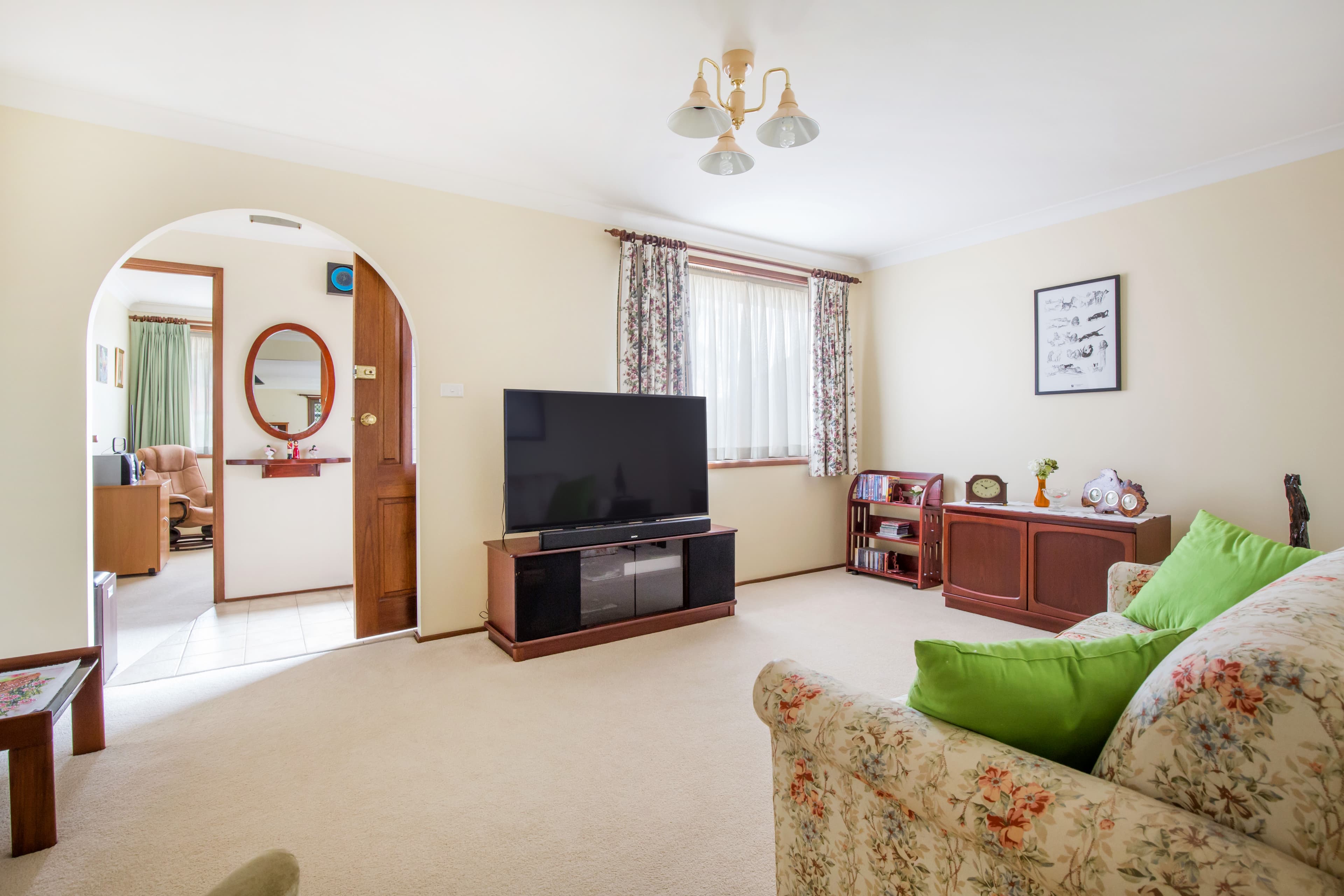 5 Gullalie Circle, BLAXLAND, Blaxland - Thumbnail 4